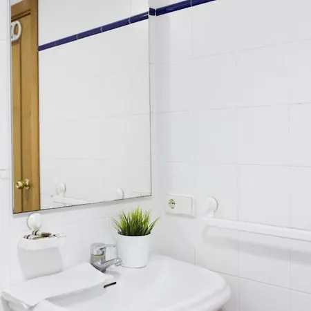 Elegant Flat In 56 M² Parking Included Apartment